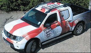 Raccoon create another superbly wrapped van!